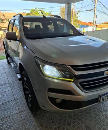CHEVROLET S10 2.5 LTZ 4X2 CD 16V FLEX 4P MANUAL CHEVROLET S10 2.5 LTZ 4X2 CD 16V FLEX 4P MANUAL